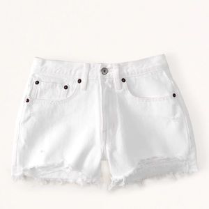 Abercrombie & Fitch Curve Love Mid Rise Boyfriend Shorts
